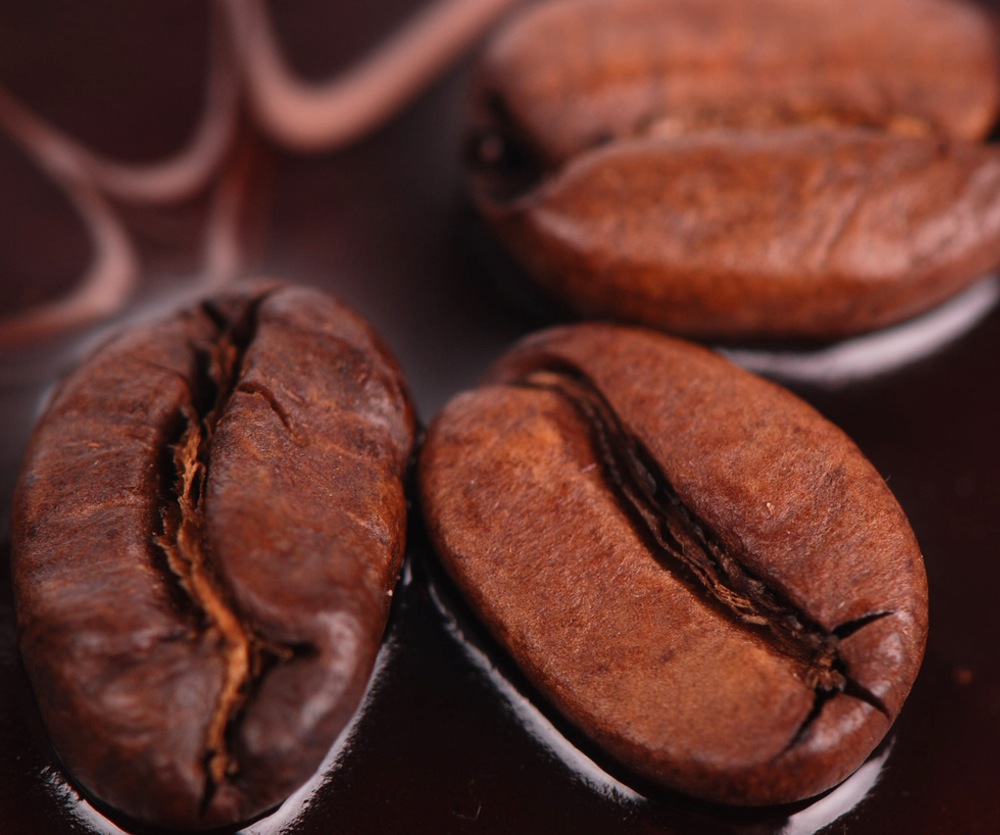 So unterscheiden sich die Arabica- und Robusta-Bohnen optisch Optische Unterschiede zwischen Arabica und Robusta
